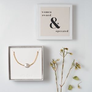 Set & Stones Freshwater Pearl Necklace